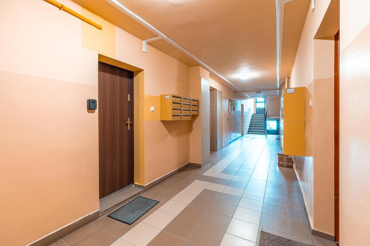 Brozka Comfort Apartment คราคูฟ ภายนอก รูปภาพ